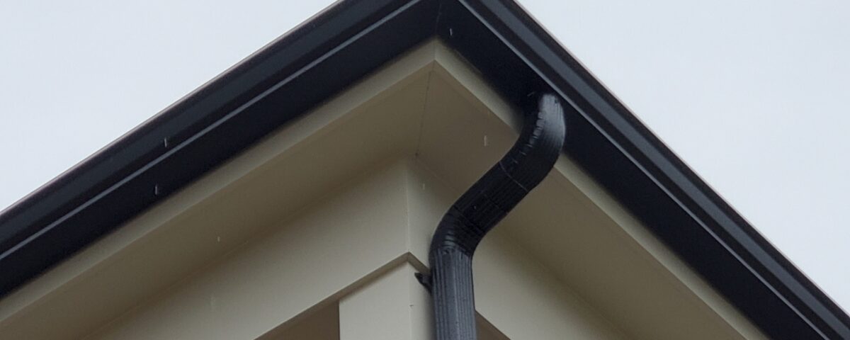 seamless gutters in central Maine